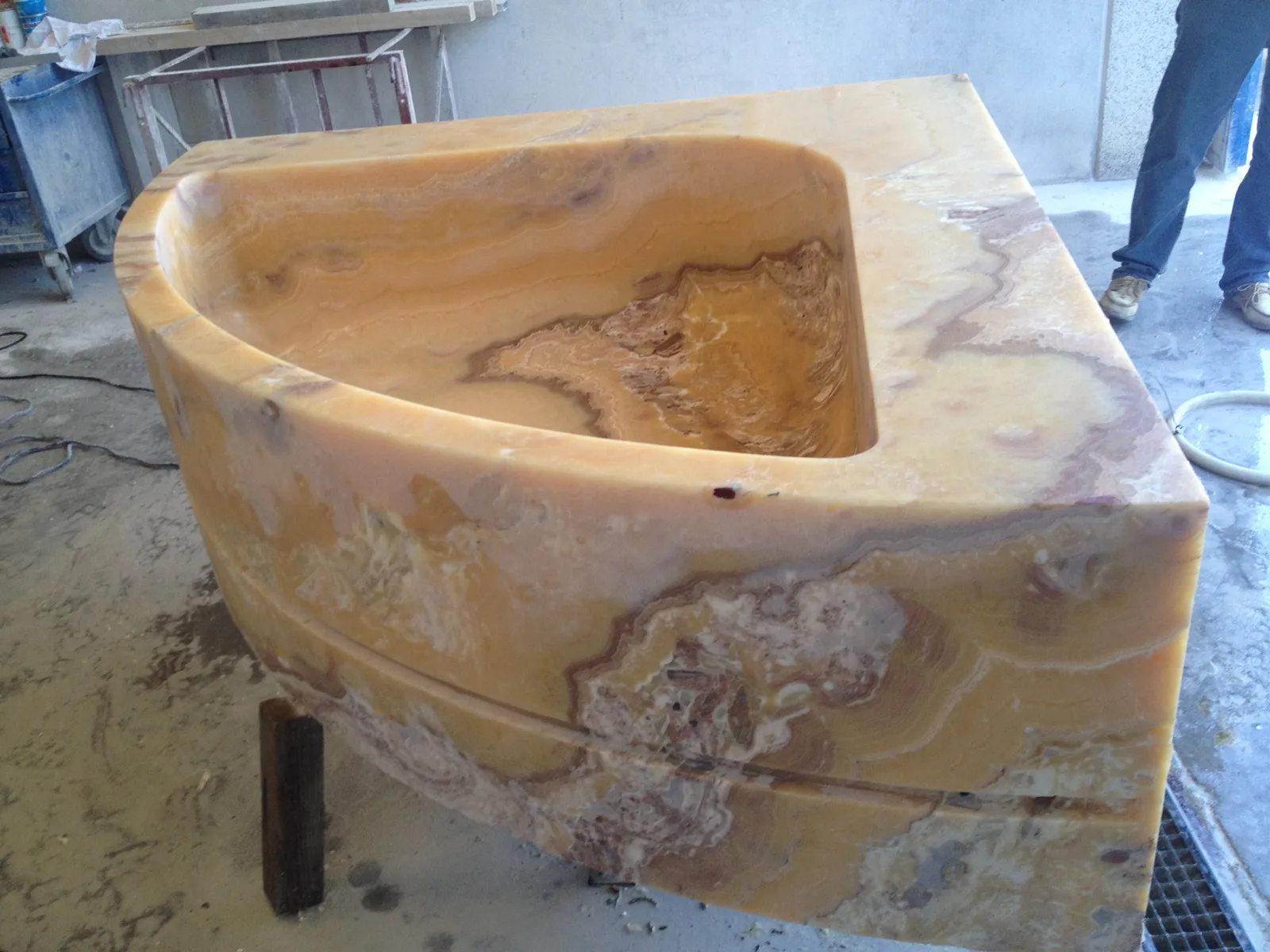 Massello in marmo e pietra naturale · Marmi di Carrara · lavoro 16