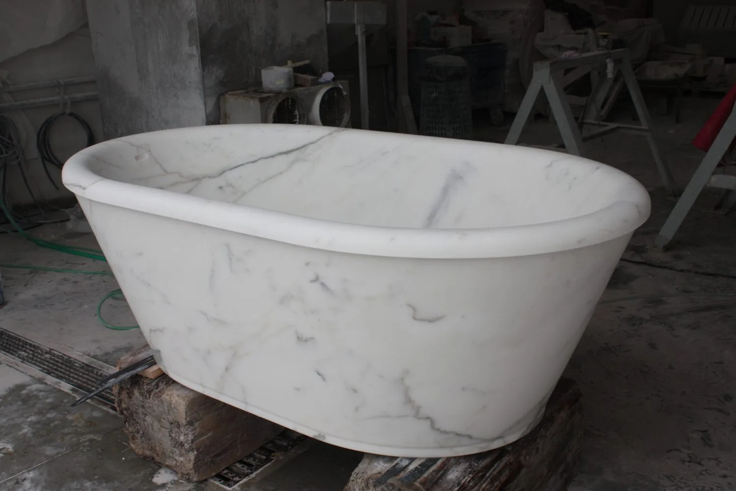 Massello in marmo e pietra naturale · Marmi di Carrara · lavoro 33