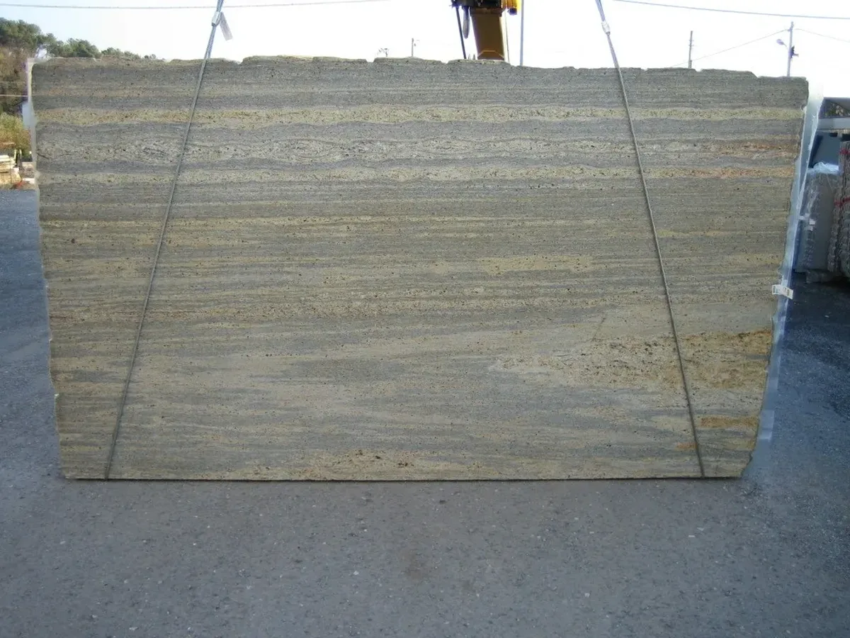 Kashmir Gold · granito · lastra · foto 3