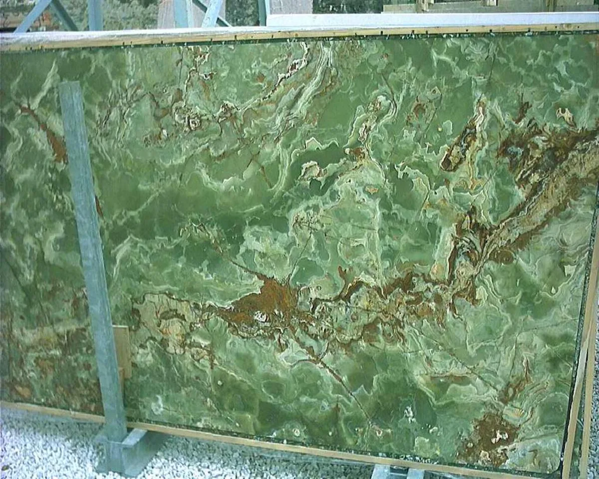Onyx Green1 (Large) · onic