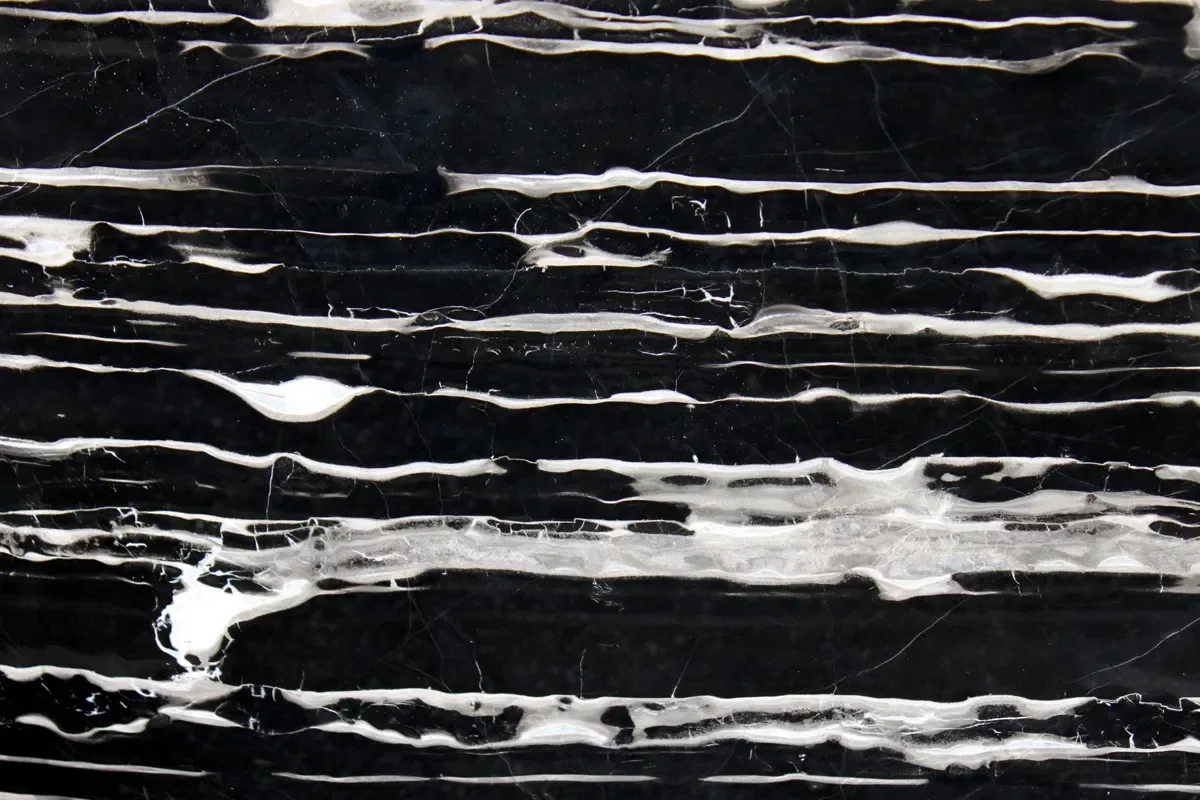 Port Black · marm