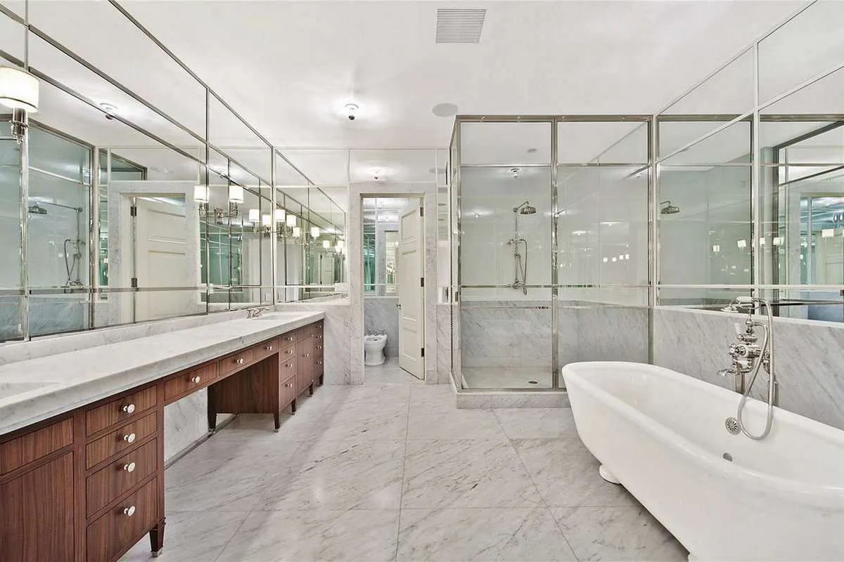 Bagni in marmo e pietra naturale · Marmi di Carrara · progetto 4