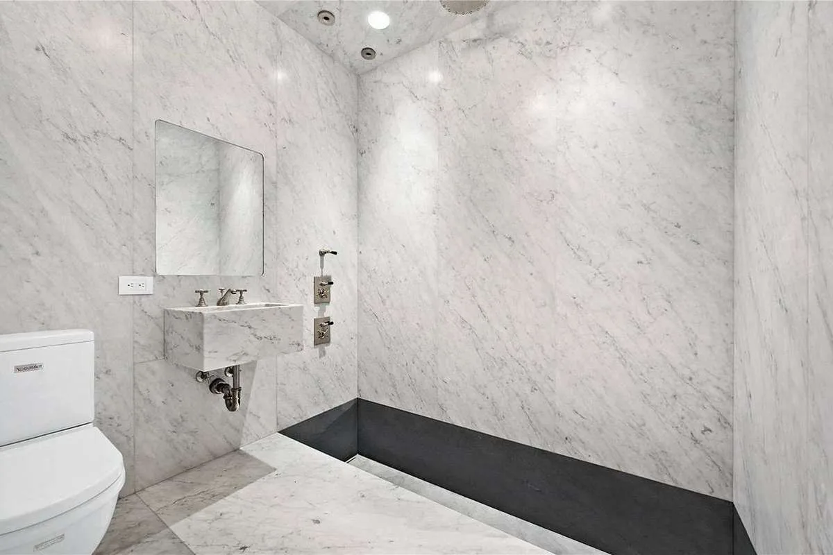 Bagni in marmo e pietra naturale · Marmi di Carrara · progetto 19